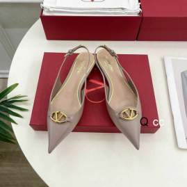 Picture of Valentino Shoes _SKUValentinosz35-40XC050220141